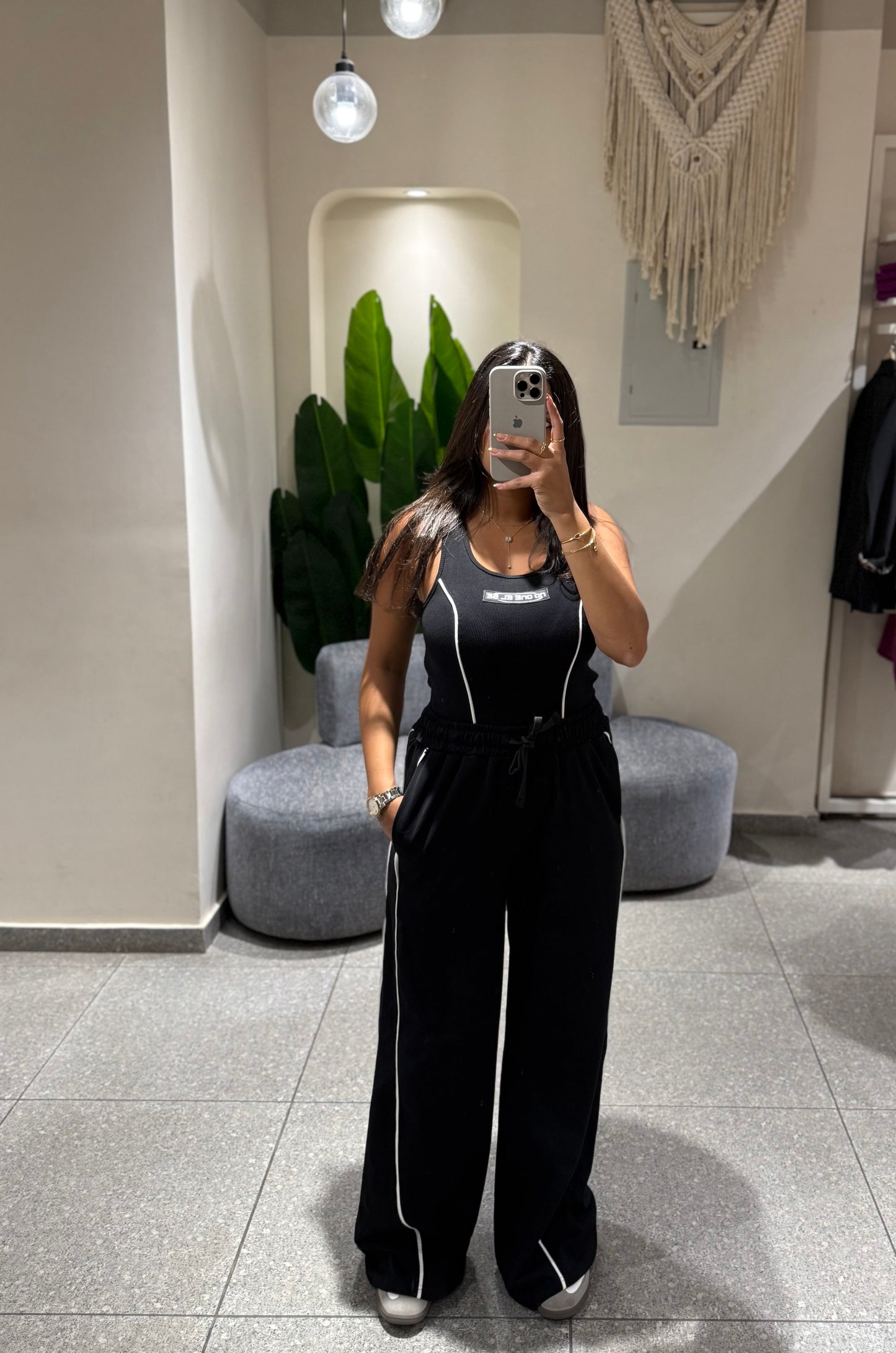 Sleeveless comfy jumpsuit