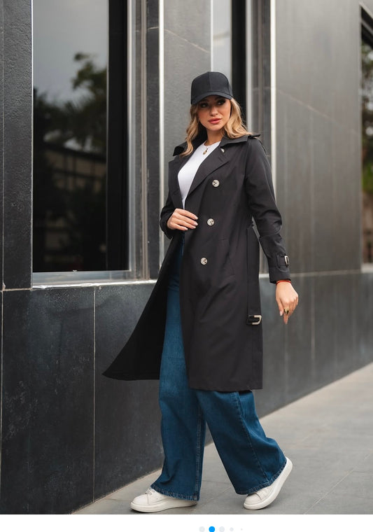 Buttoned trench coat
