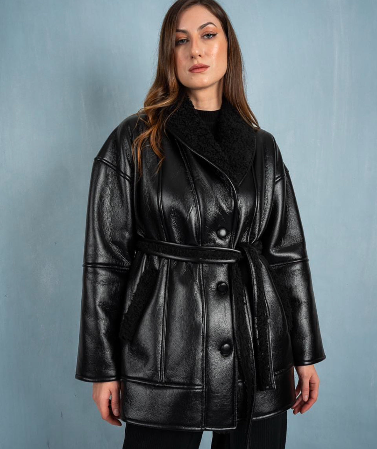 Mid-length belted jacket