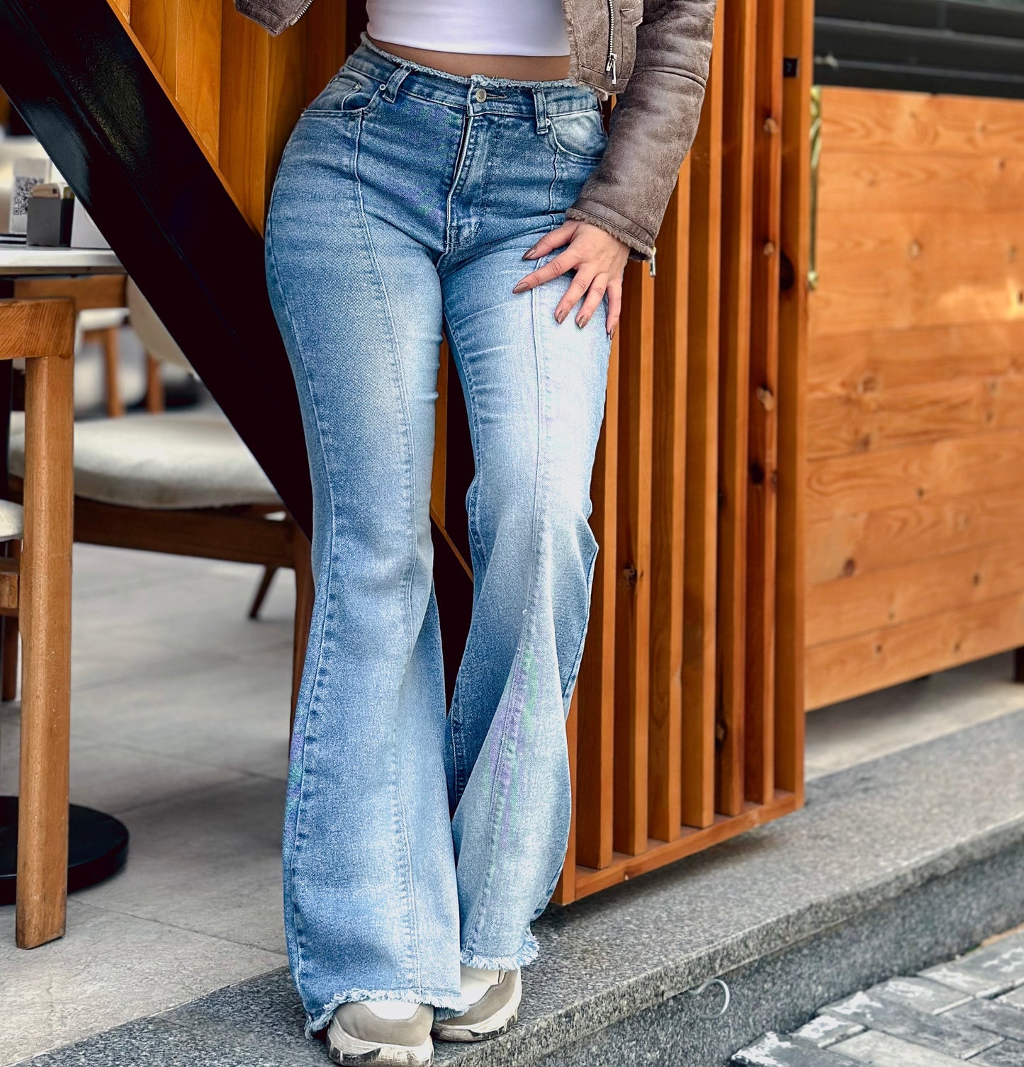 Front-lined jeans