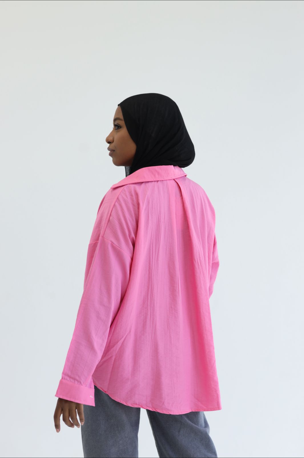 Linen shirt with one pocket