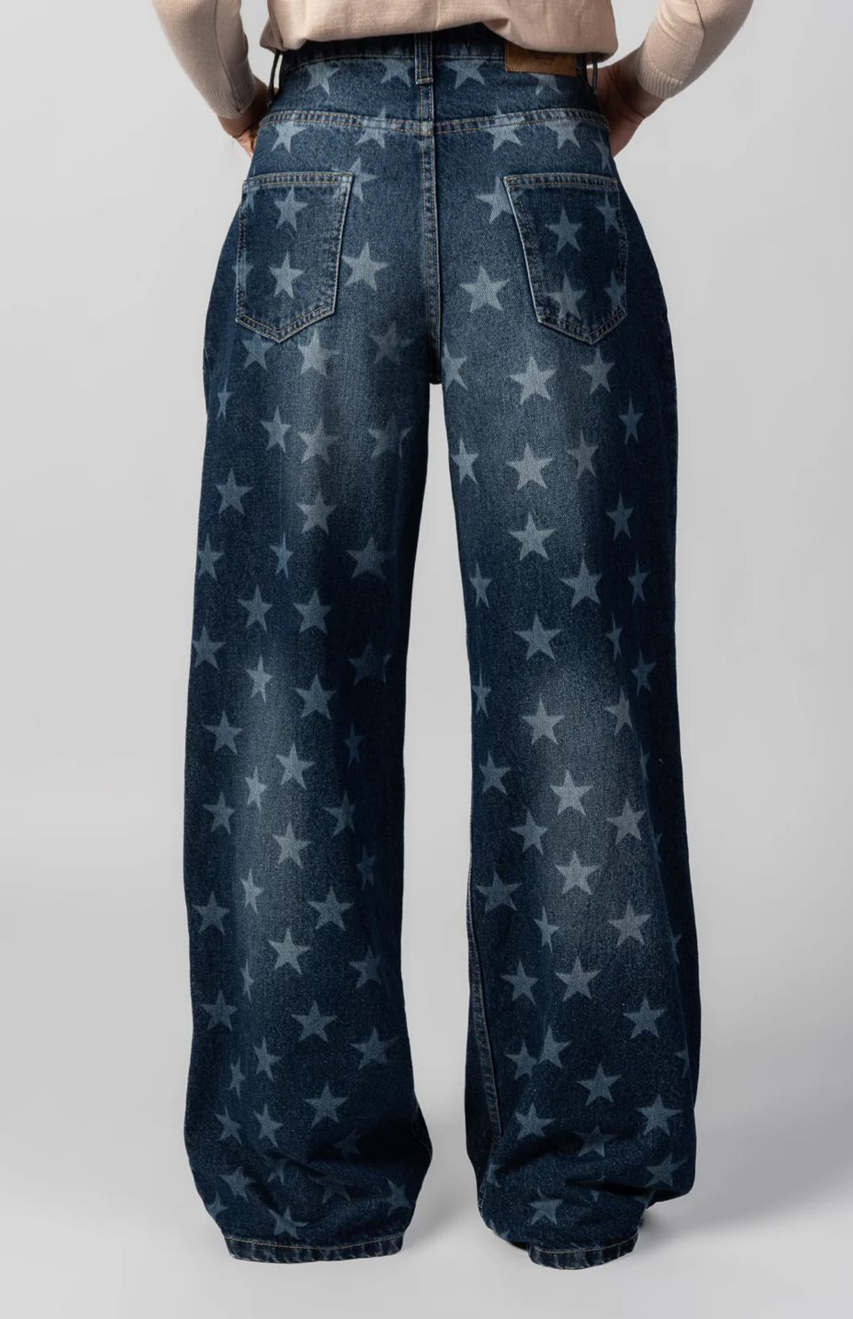 Stars wide-leg jeans